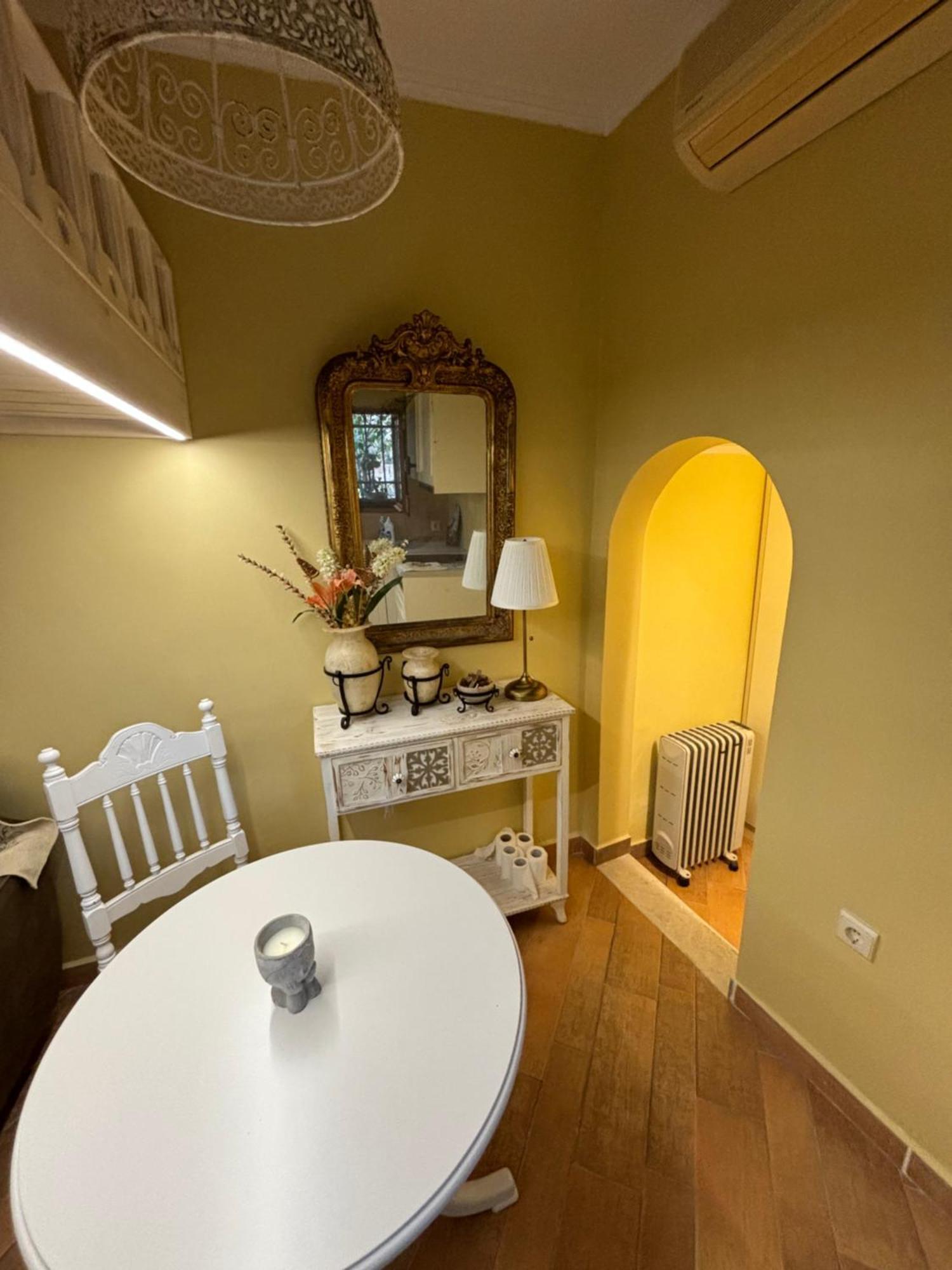 شقة Old Town Retreat Rhodes City المظهر الخارجي الصورة